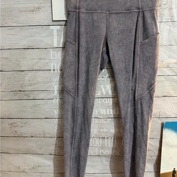 Lululemon fast and free right 25’ ice dye - Picture 4 of 10